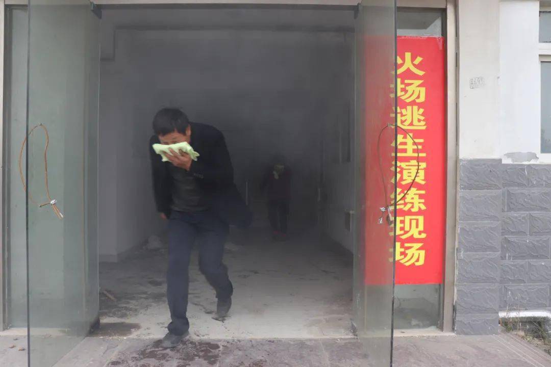 
我矿开展“119”消防宁静运动会【KY开元集团官网】(图16)